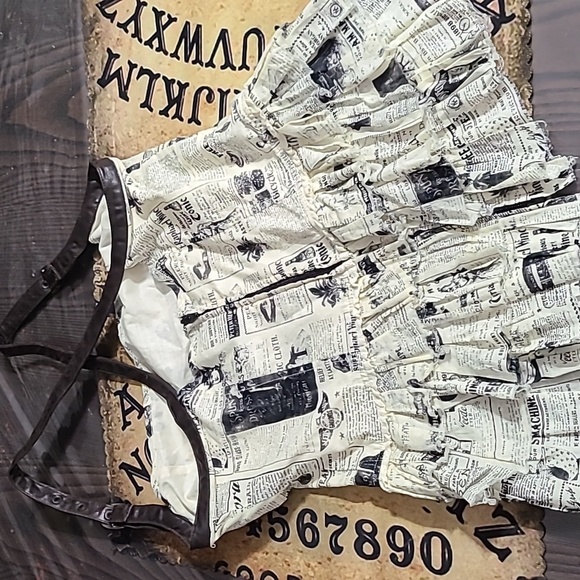 Lip Service - Steampunk skirt and top - M - Picture 6 of 17